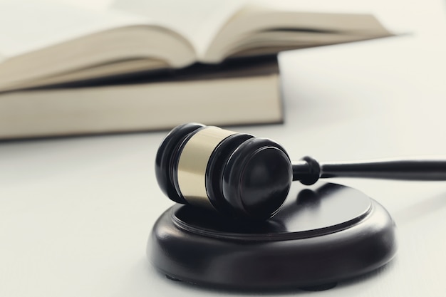男主表白被拒绝后被女主辱骂是那部动漫